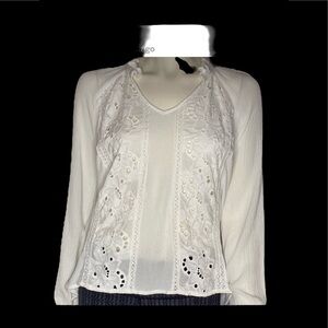Adiva eyelet holes blouse Sz Large